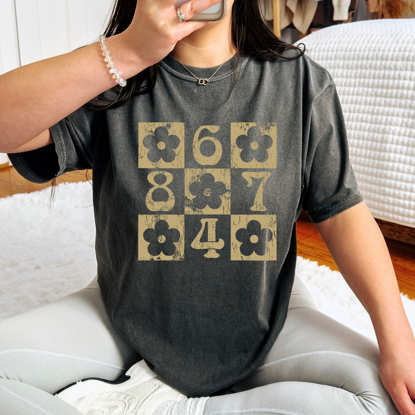 8647 Retro Tee
